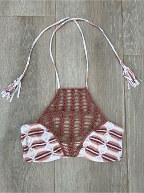 Acacia Crochet High-Neck Bikini Top in Rust & Cream. Size small